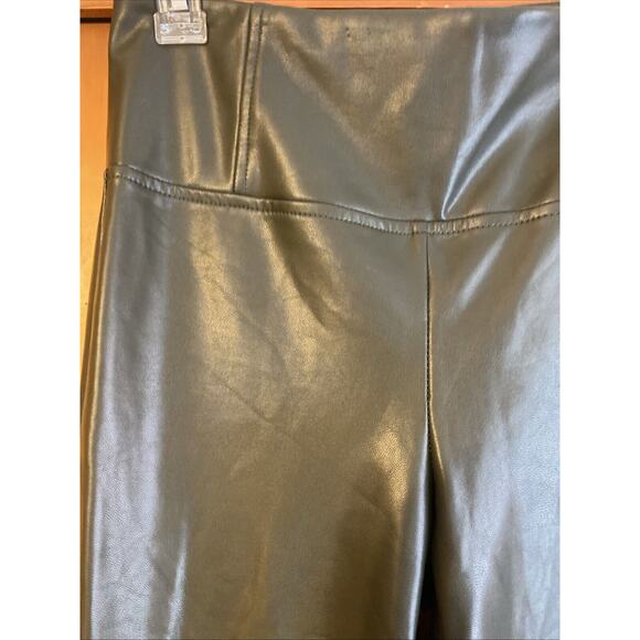 Studio | Badgley Mischka |Olive Green Polyurethane Pull On Stretch Pants - Small - Picture 2 of 12